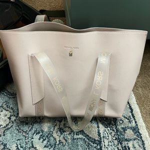 Michael kors tote bag